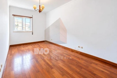 Apartamento T3 para Venda em Almeirim