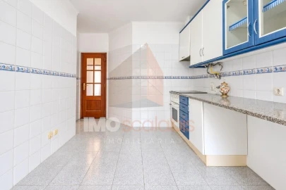 Apartamento T3 para Venda em Almeirim