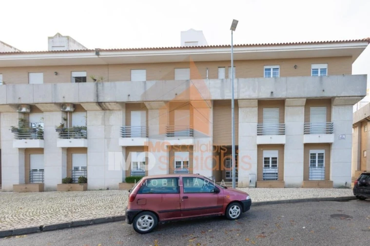 Apartamento T3 para Venda em Almeirim Foto 1