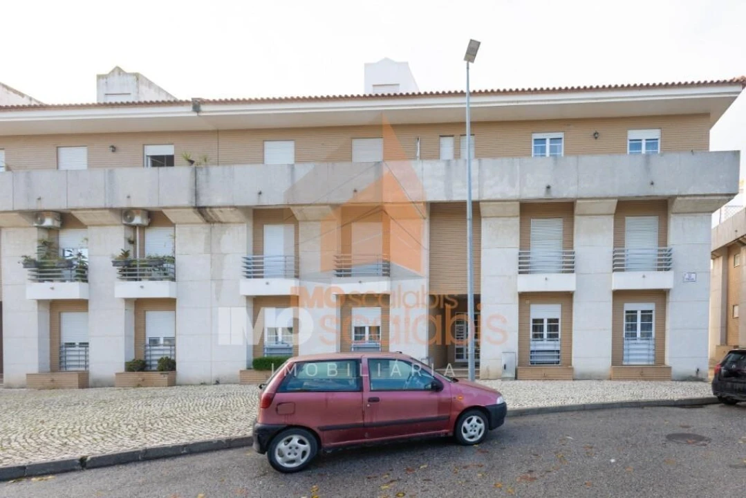 Apartamento T3 para Venda em Almeirim Foto 1