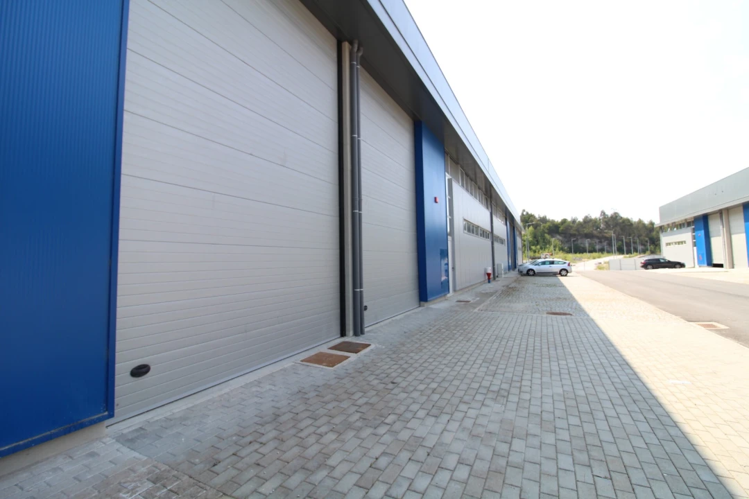 Armazém para Arrendamento em Azurem Foto 13