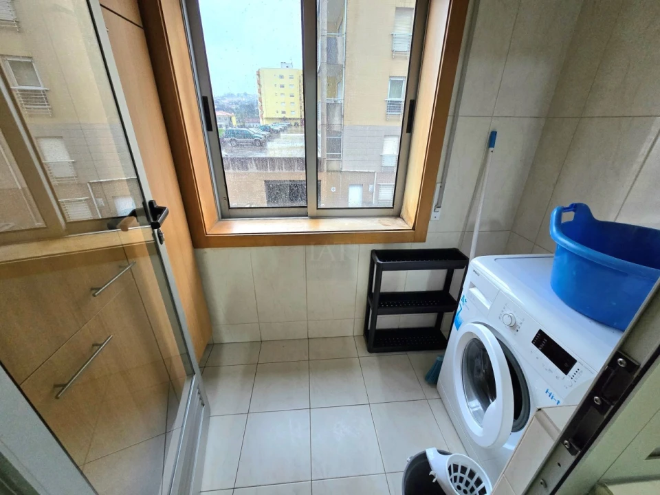 Apartamento T1 para Arrendamento em Vila Nova de Famalicão e Calendário Foto 13