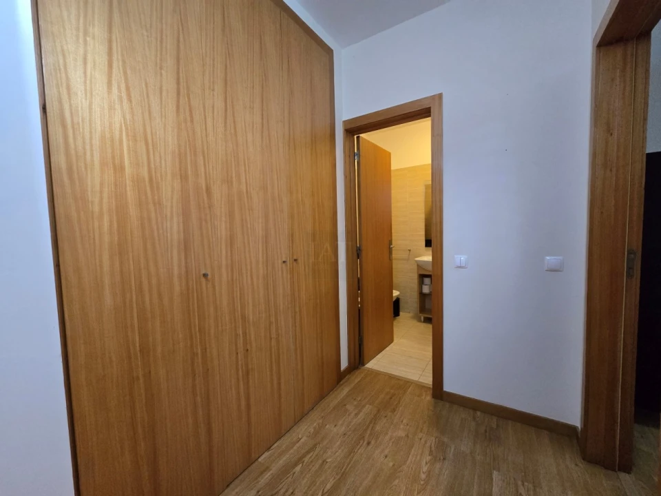 Apartamento T1 para Arrendamento em Vila Nova de Famalicão e Calendário Foto 14