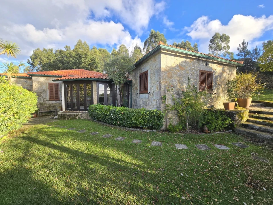 Quinta T2 para Venda em Aldreu Foto 1