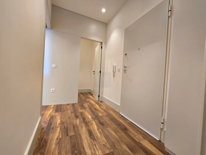 Apartamento T1 para Venda em Santa Maria Maior e Monserrate e Meadela Foto 10