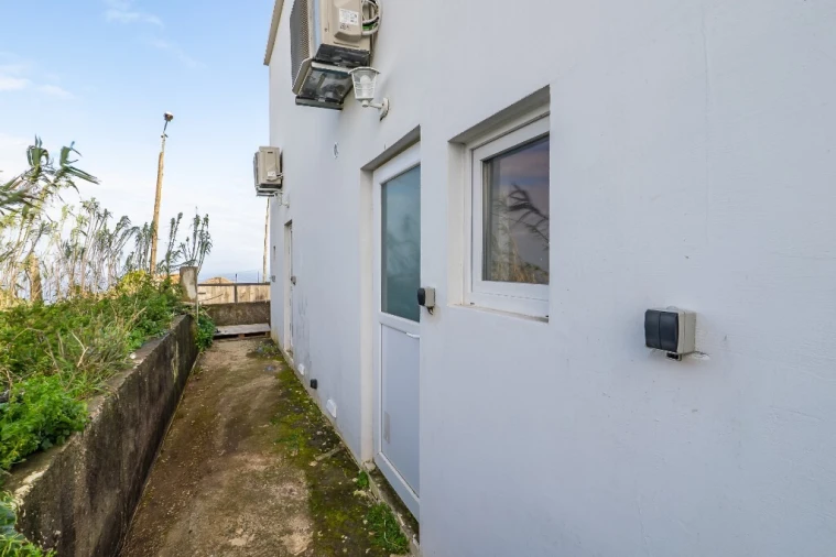 Moradia T2 para Venda em Porto Moniz Foto 38
