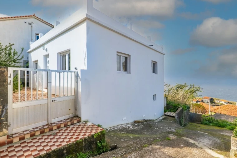 Moradia T2 para Venda em Porto Moniz Foto 42