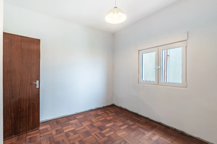 Moradia T2 para Venda em Porto Moniz Foto 16