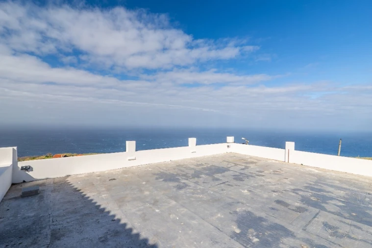 Moradia T2 para Venda em Porto Moniz Foto 35