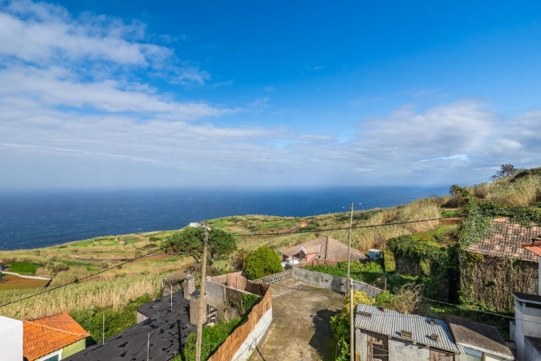 Moradia T2 para Venda em Porto Moniz Foto 30