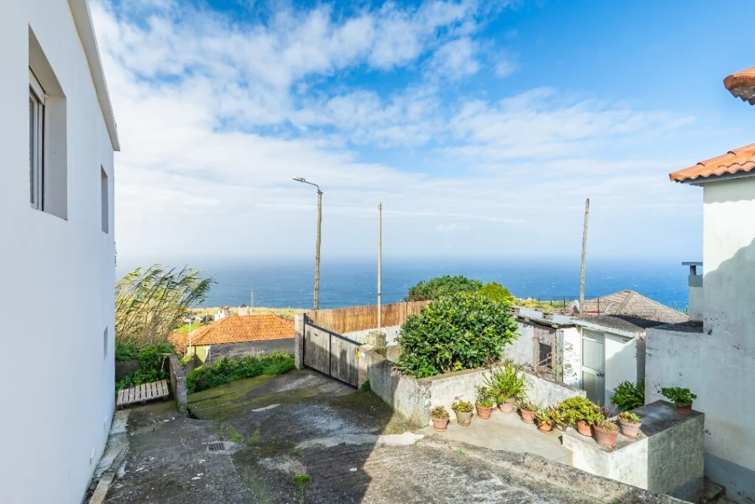 Moradia T2 para Venda em Porto Moniz Foto 43