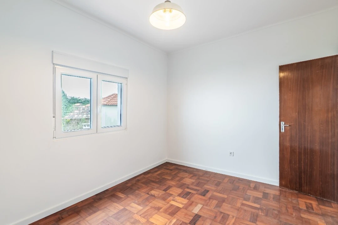 Moradia T2 para Venda em Porto Moniz Foto 9