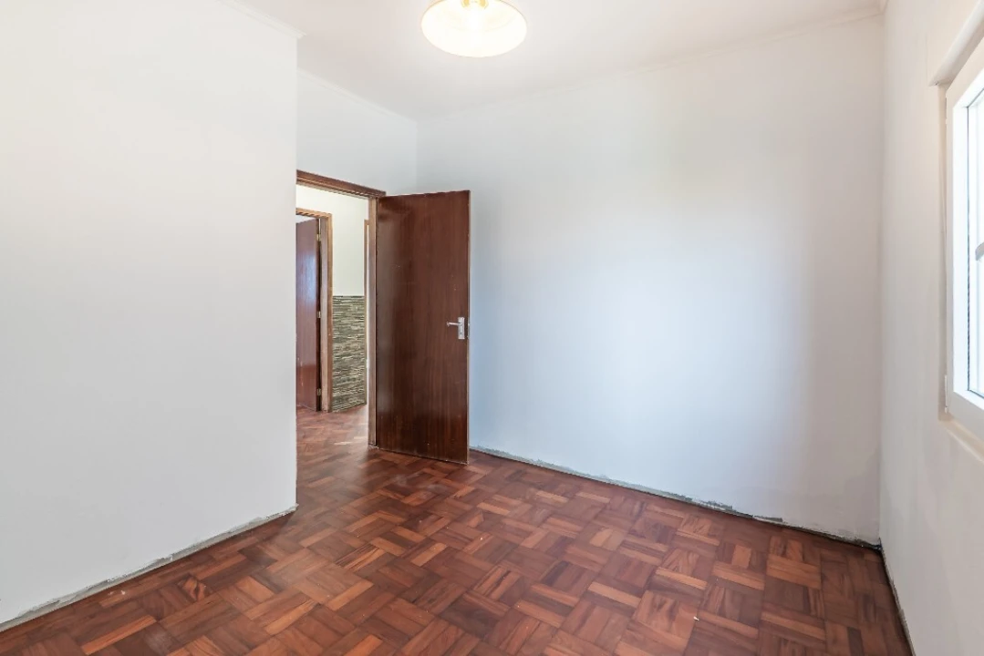 Moradia T2 para Venda em Porto Moniz Foto 17