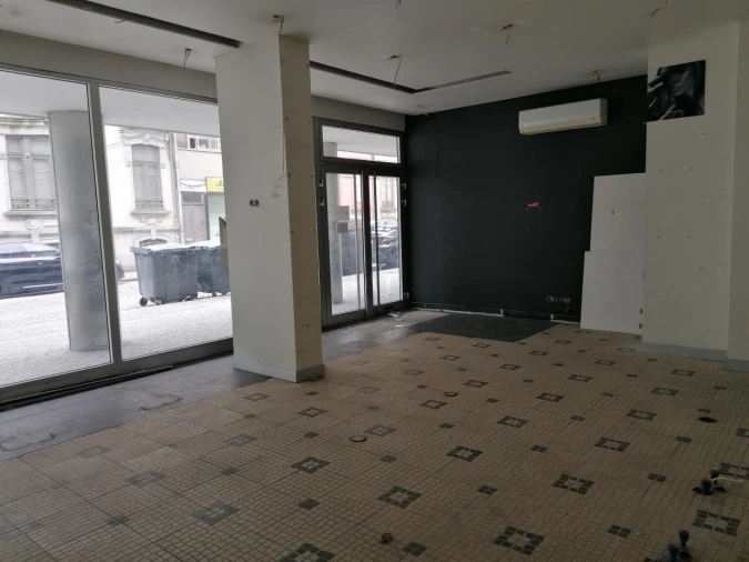 Loja para Arrendamento em Cedofeita, Santo Ildefonso, Sé, Miragaia, São Nicolau e Vitória Foto 2