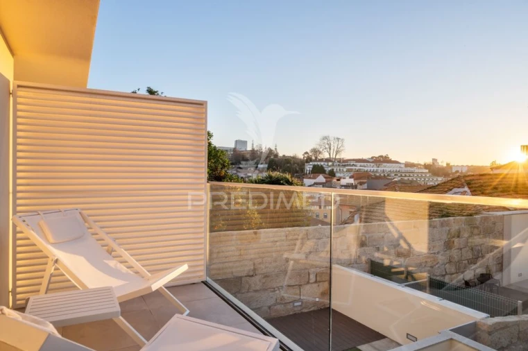 Moradia T2 para Venda em Santa Marinha e São Pedro da Afurada Foto 1