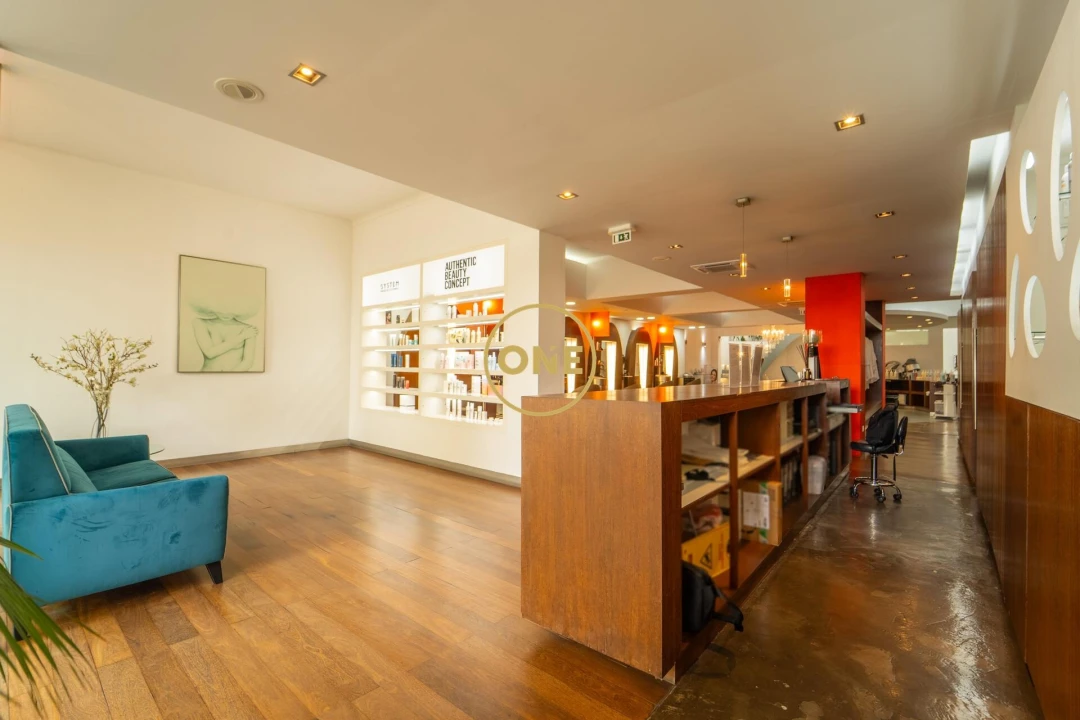 Negócio para Arrendamento em Ponta Delgada (São Pedro) Foto 5