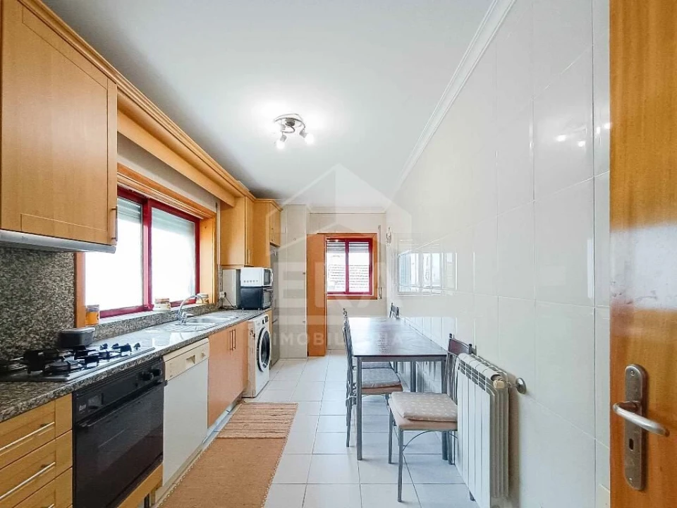 Apartamento T5 para Venda em Requeixo, Nossa Senhora de Fátima e Nariz Foto 5