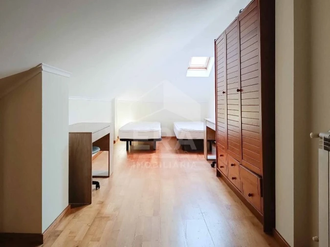 Apartamento T5 para Venda em Requeixo, Nossa Senhora de Fátima e Nariz Foto 10