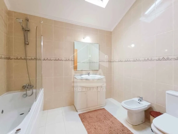 Apartamento T5 para Venda em Requeixo, Nossa Senhora de Fátima e Nariz Foto 13