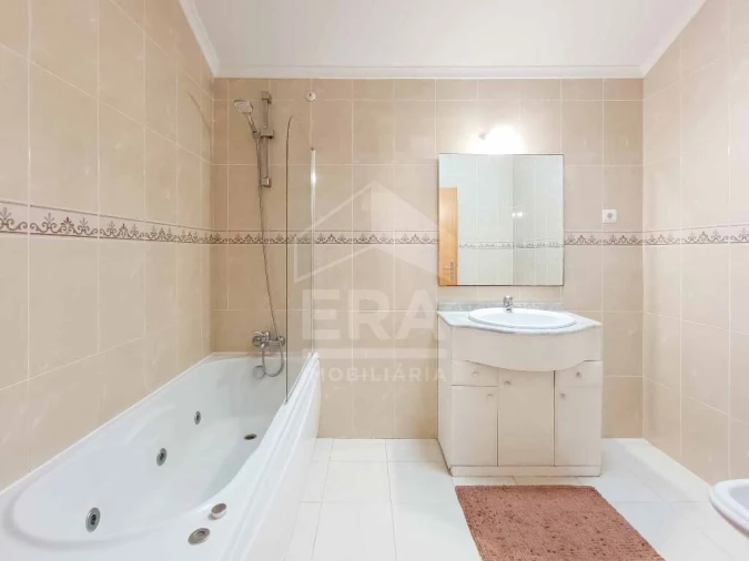 Apartamento T5 para Venda em Requeixo, Nossa Senhora de Fátima e Nariz Foto 14