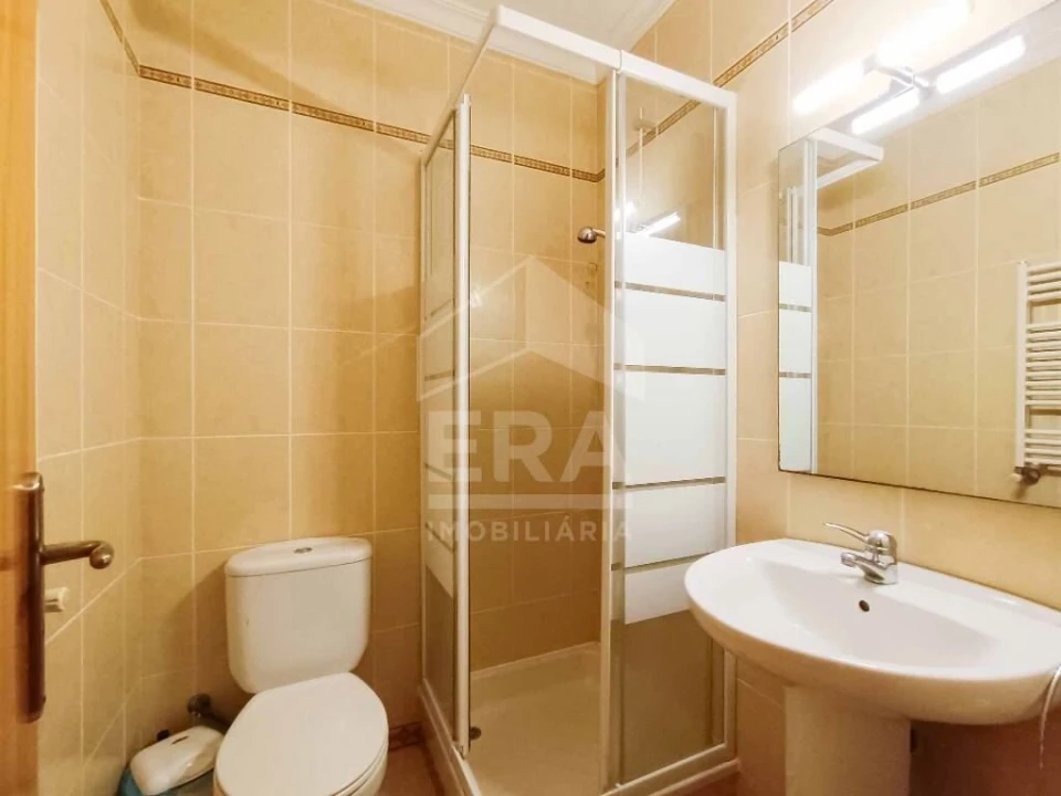 Apartamento T5 para Venda em Requeixo, Nossa Senhora de Fátima e Nariz Foto 11