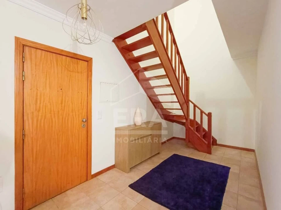 Apartamento T5 para Venda em Requeixo, Nossa Senhora de Fátima e Nariz Foto 3