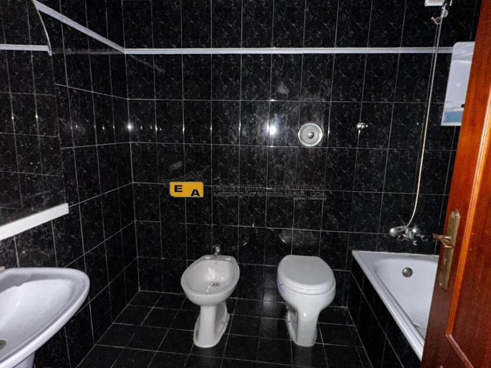 Apartamento T2 para Venda em Ermesinde Foto 9