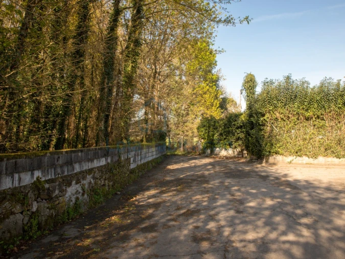 Terreno Comércio / Armazém para Venda em Merelim (São Paio), Panoias e Parada de Tibães Foto 19