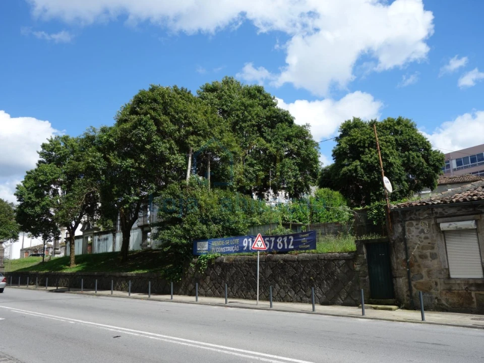 Terreno P/ Prédio para Venda em Braga (Maximinos, Sé e Cividade) Foto 8