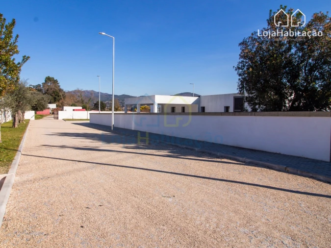 Moradia T3 para Venda em Ferreiros, Prozelo e Besteiros Foto 1