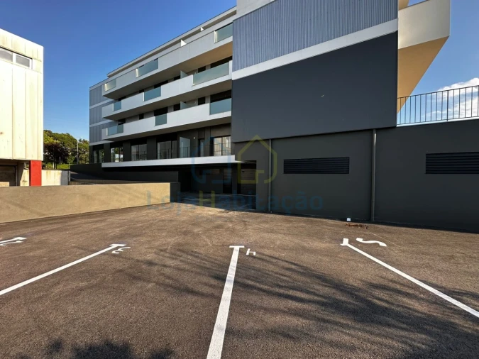 Apartamento T2 para Venda em Vila Nova de Famalicão e Calendário Foto 23