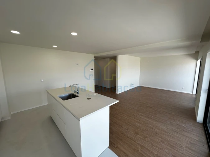 Apartamento T2 para Venda em Vila Nova de Famalicão e Calendário Foto 9