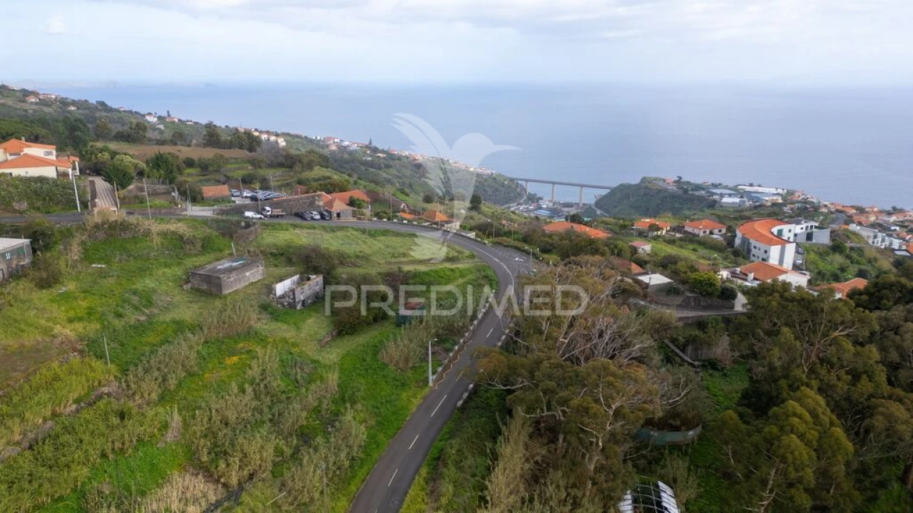 Terreno para Venda em Caniço Foto 13