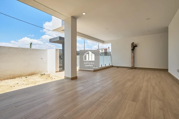 Moradia T4 para Venda em Caparica e Trafaria Foto 31