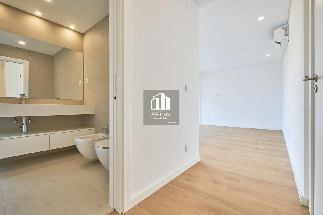 Moradia T4 para Venda em Caparica e Trafaria Foto 22