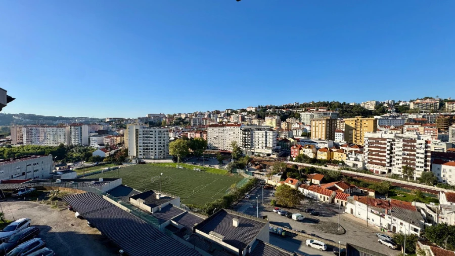 Apartamento T2 para Venda em Santo Antonio dos Olivais Foto 5