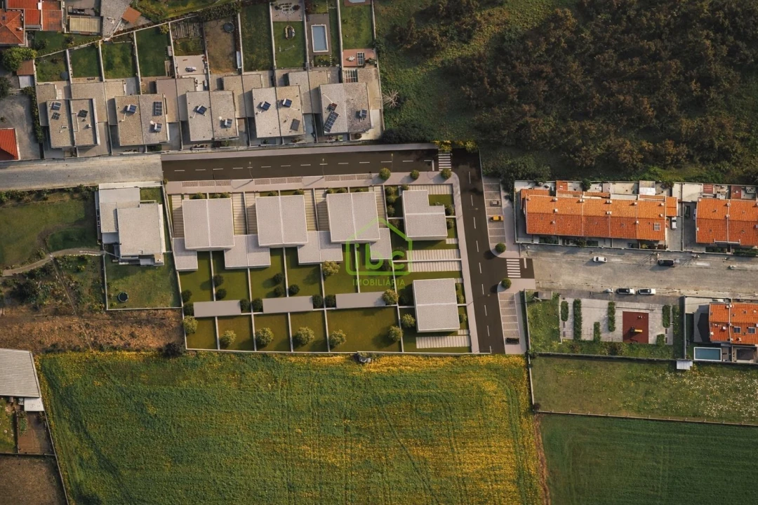 Terreno para Venda em Póvoa de Varzim, Beiriz e Argivai Foto 9