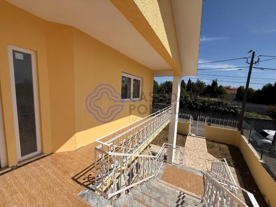 Moradia T3 para Venda em Santa Maria de Lamas Foto 11