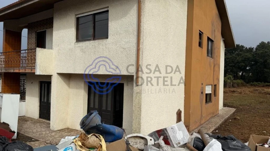 Moradia T3 para Venda em Santa Maria de Lamas Foto 18