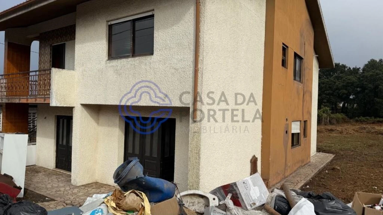 Moradia T3 para Venda em Santa Maria de Lamas Foto 18