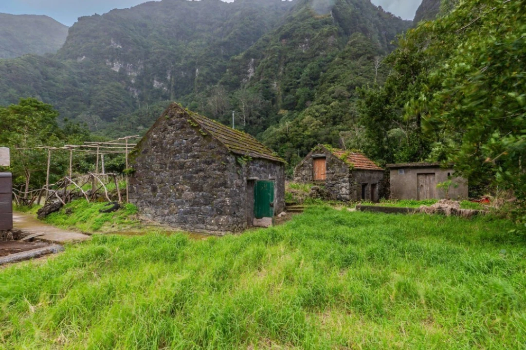 Armazém para Venda em Seixal Foto 3