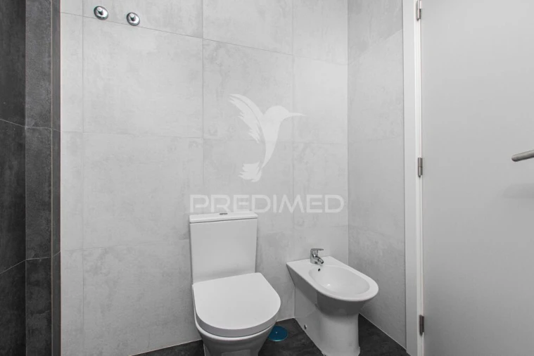 Apartamento T2 para Venda em Azambuja Foto 8