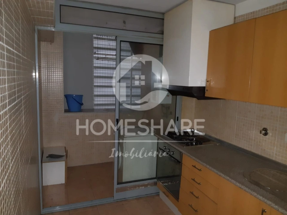 Apartamento T2 para Venda em Campo e Sobrado Foto 2