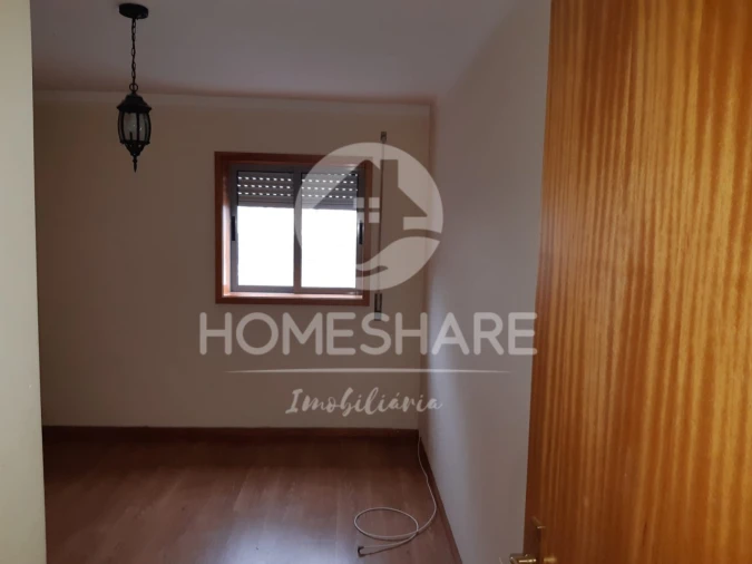 Apartamento T2 para Venda em Campo e Sobrado Foto 7