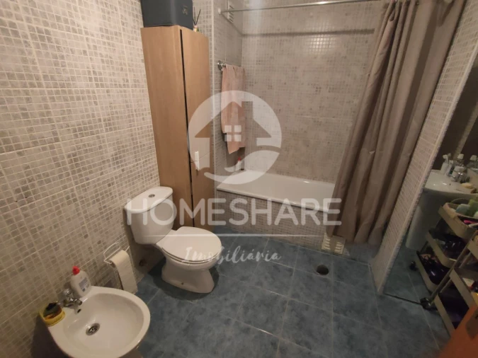 Apartamento T2 para Venda em Campo e Sobrado Foto 17