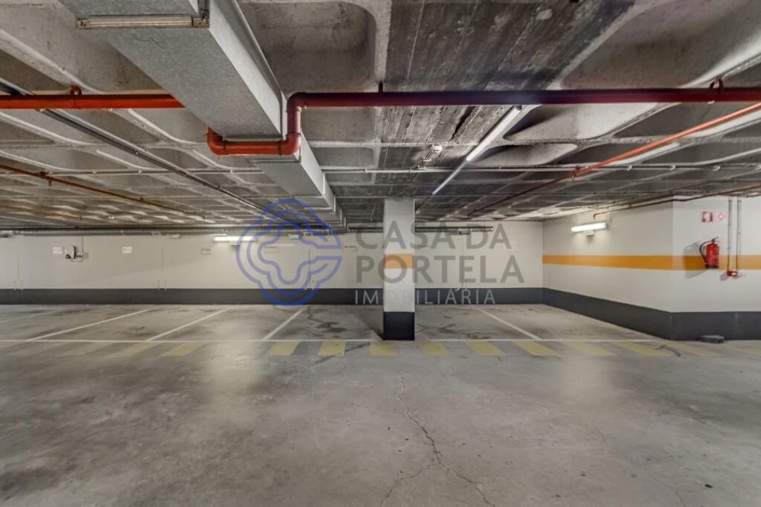 Escritório para Arrendamento em Lordelo do Ouro e Massarelos Foto 16