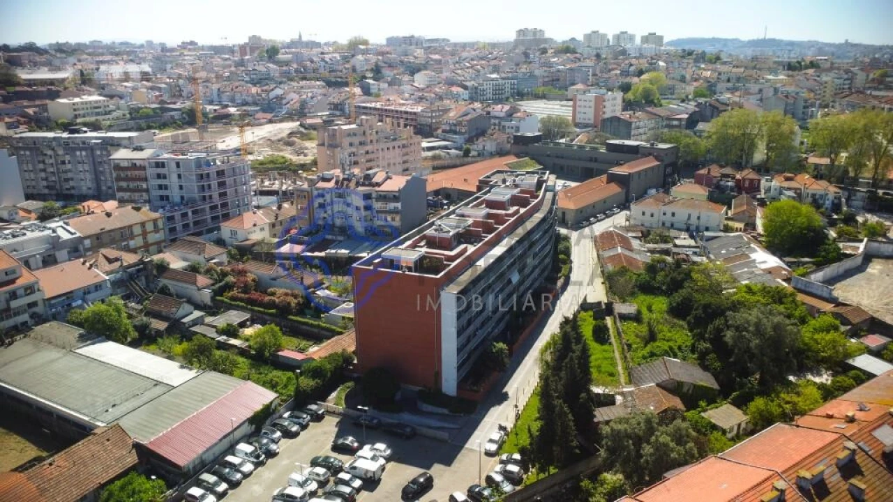 Apartamento T3 para Venda em Paranhos Foto 5
