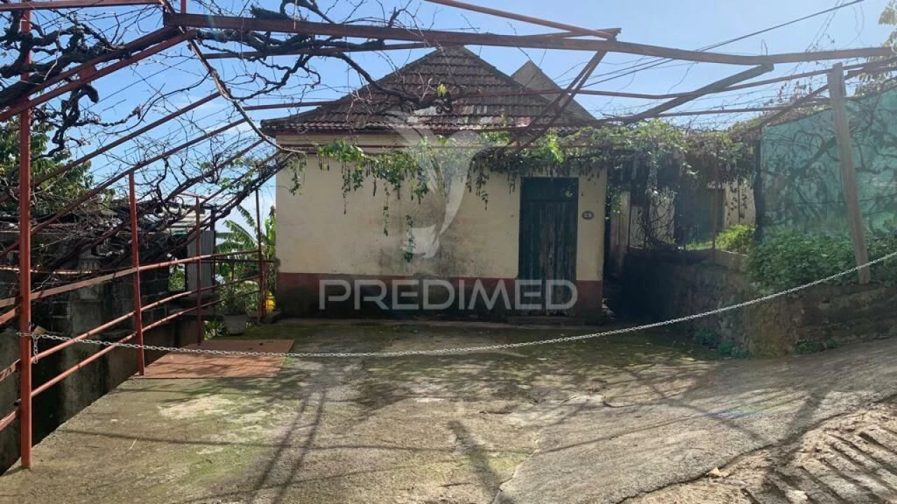 Terreno para Venda em Canhas Foto 20