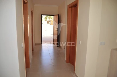 Moradia T3 para Venda em Algoz e Tunes