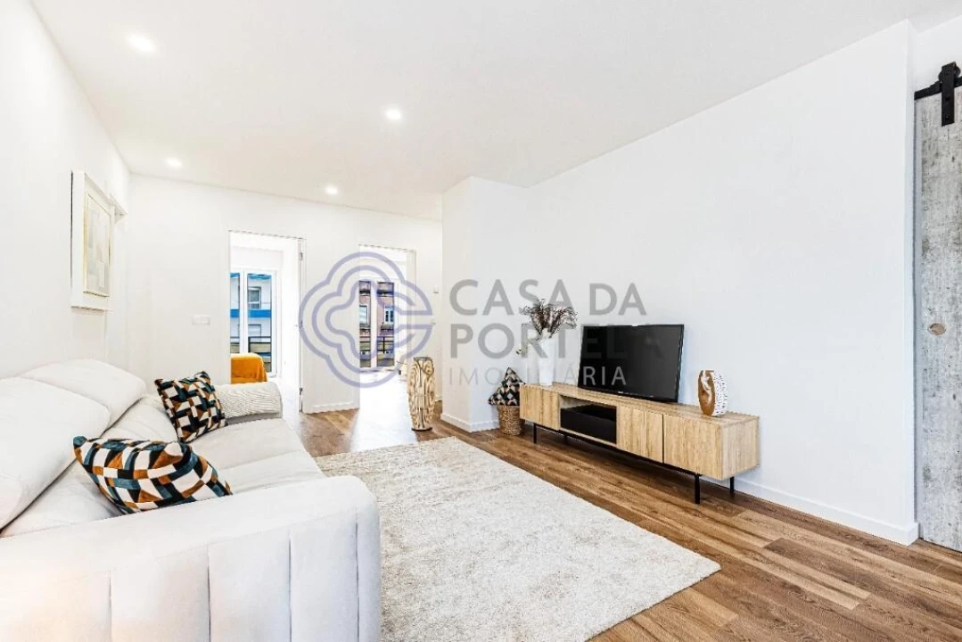 Apartamento T3 para Venda em Olhão Foto 6